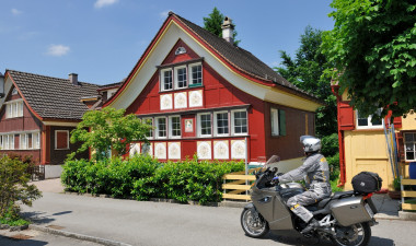 Mit dem Motorrad unterwegs- Vom Bodensee ins Appenzeller Land © Heinz E. Studt