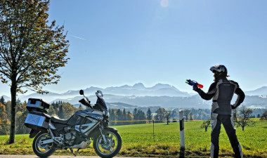 Mit dem Motorrad unterwegs in Deutschland Süden- Irschenberg © Heinz E. Studt
