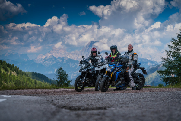 Motorradfahren in den Dolomiten ©MOPPETFOTO.de