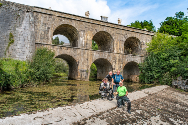 Motorrad fahren - Kroatien - Steinbrücke Tounj© Peter Wahl