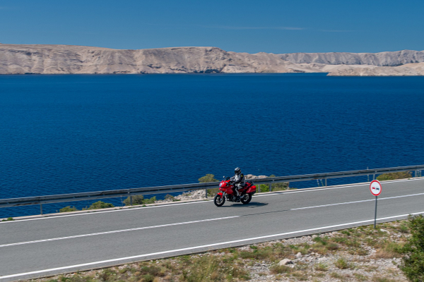 Motorrad fahren - Kroatien - Küstenstraße © Peter Wahl