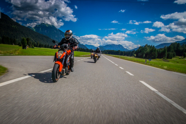 Mit dem Motorrad unterwegs im Allgäu © moppetfoto