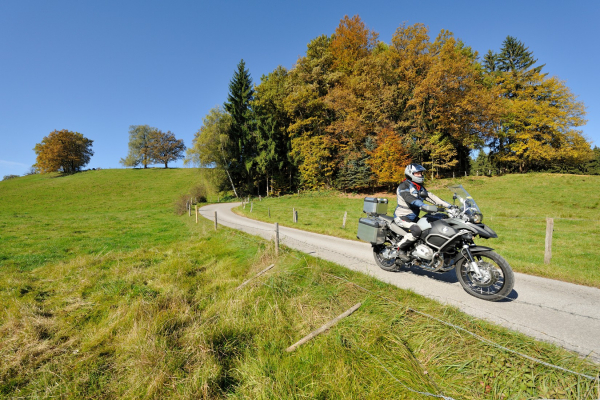 Motorradtour Deutsche Alpen-Umfeld von Tatzelwurm © Heinz E. Studt