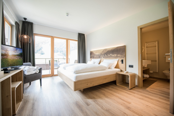 Wohlfühlzimmer-Hotel Condor-Dolomiten ©rotwild