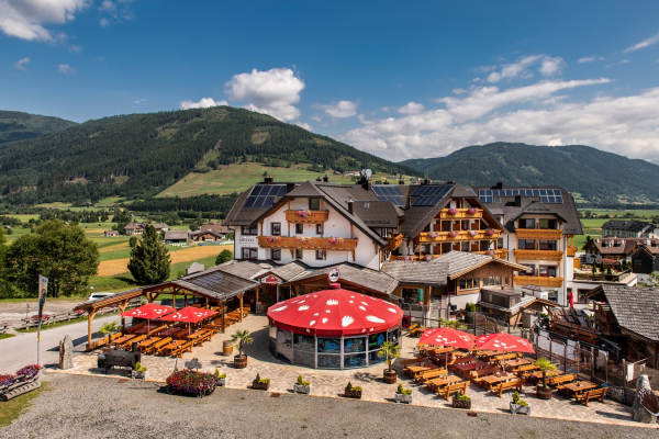 Grizzly Sport & Motorrad Resort - Hotelansicht © Grizzly Resort