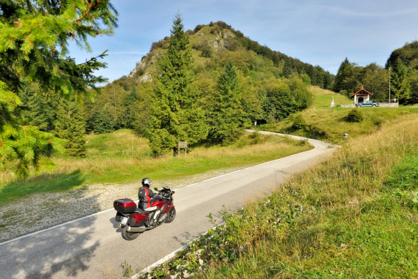 MoTOURguide Norditalien-Motorradtour-Passo Monte Rest © Heinz E. Studt