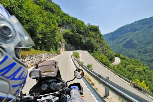 MoTOURguide Norditalien- Motorradtour-Kurvenhatz in den Südalpen© Heinz E. Studt