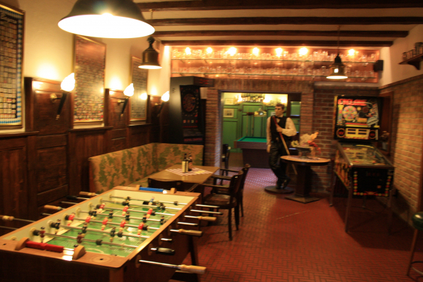 Kicker und Darts - Privathotel Bruegges Loui