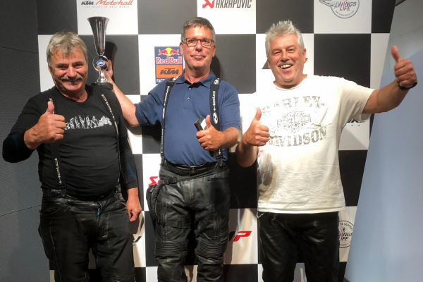 Erich, Thomas und Dietmar in Siegerpose ©Klaus Hinterschuster