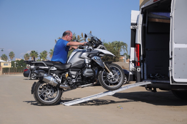 bmwbiking- Verladung und Transport © bmwbiking